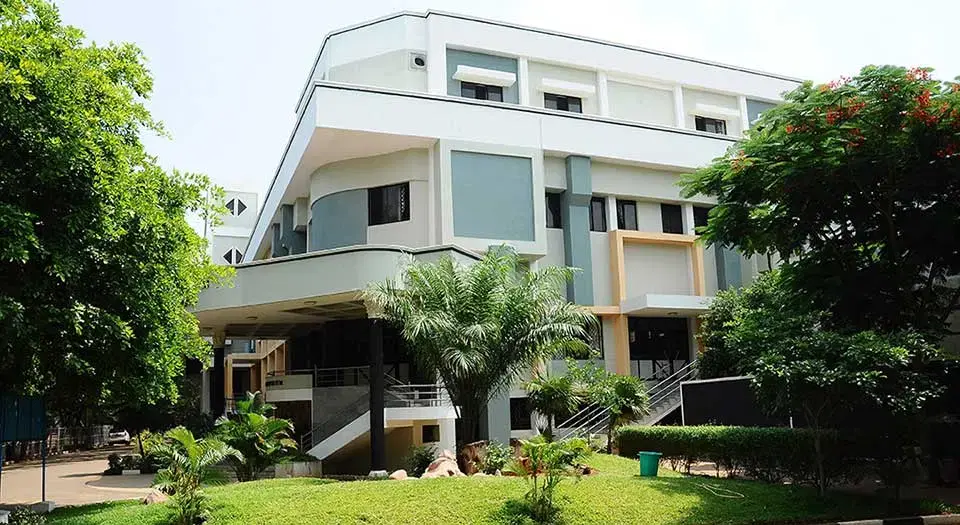 Banner image labelled campus (unvalidated)