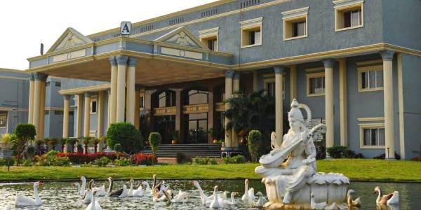Sri Sairam Engineering College campus